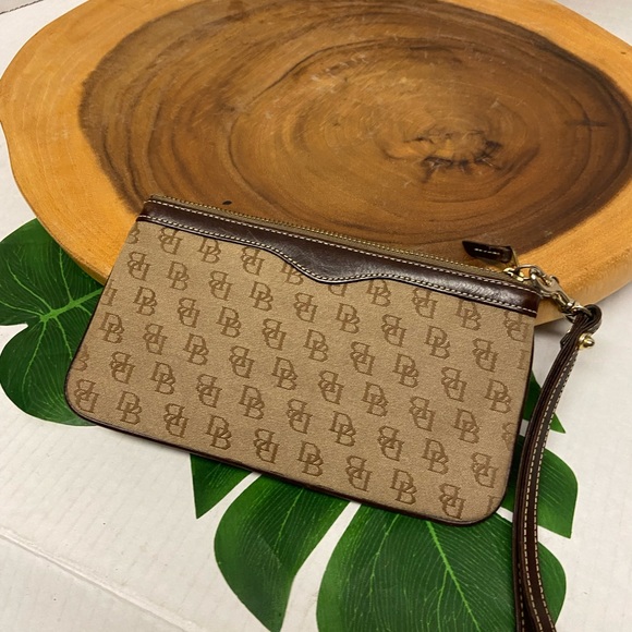Dooney & Boutke DB Canvas & Leather Wristlet - Picture 3 of 8